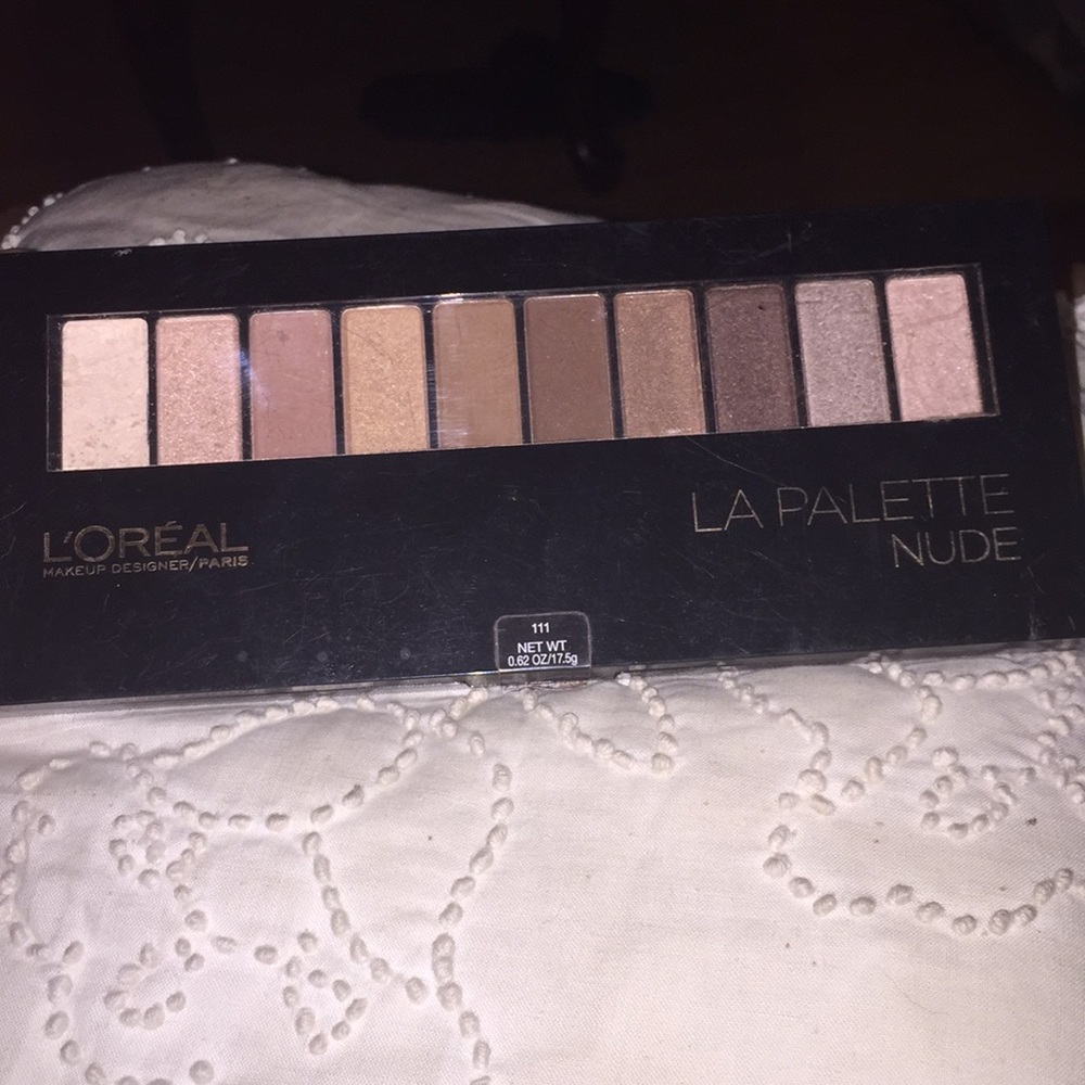 Eye shadow